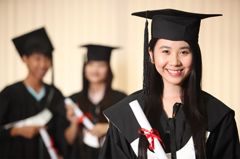 Sinh viên mới ra trường nên làm gì để có việc làm nhanh chóng?